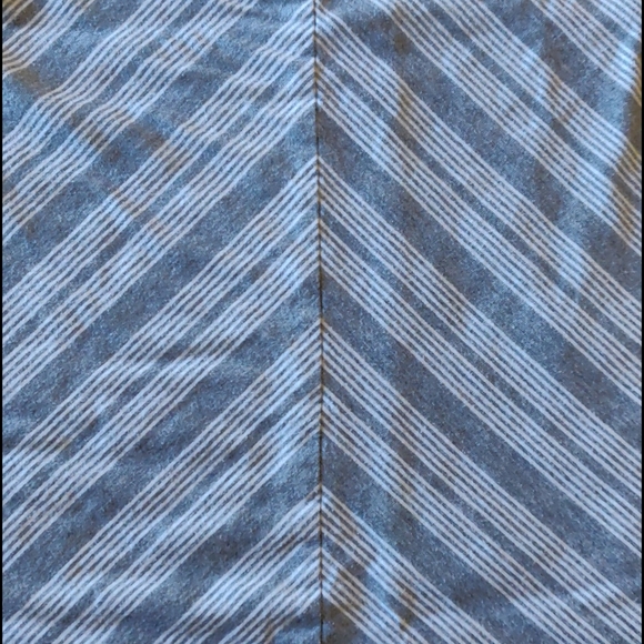 EUC Grey and white maxi skirt - Picture 4 of 4